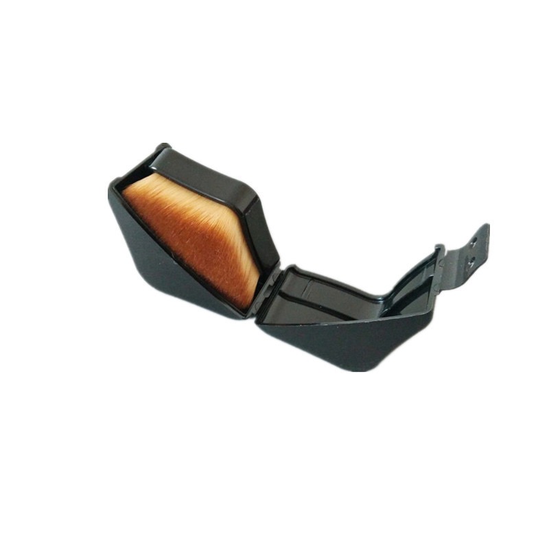 Compact Hexagonal Foundation Brush with Case